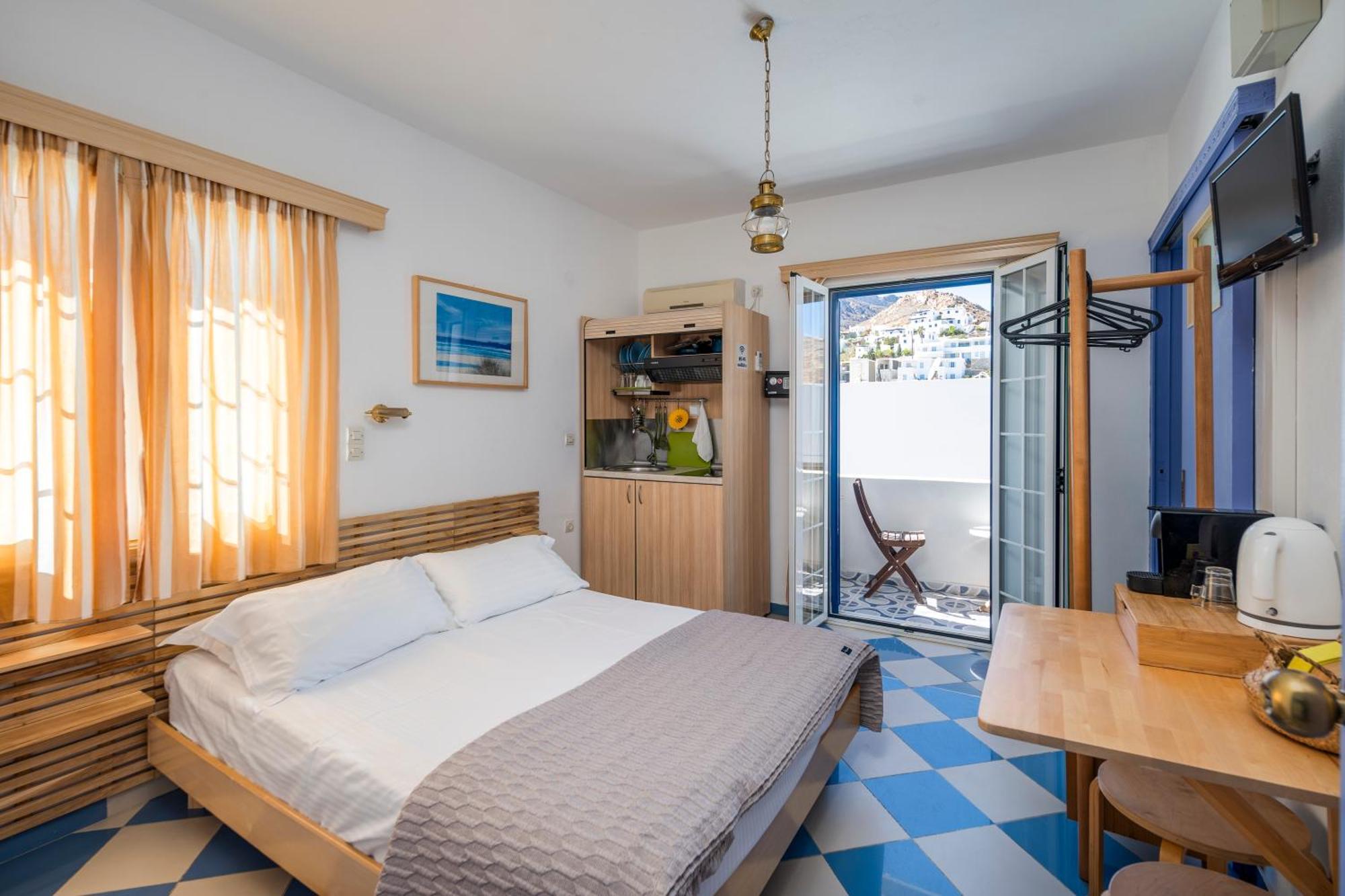 Bofor Studios & Rooms Livadakia Zimmer foto