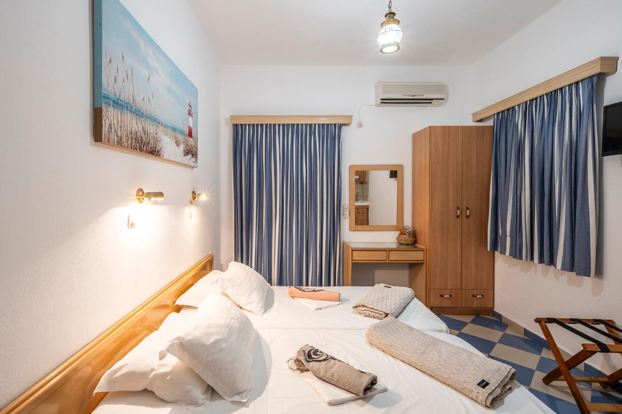 Bofor Studios & Rooms Livadakia Zimmer foto