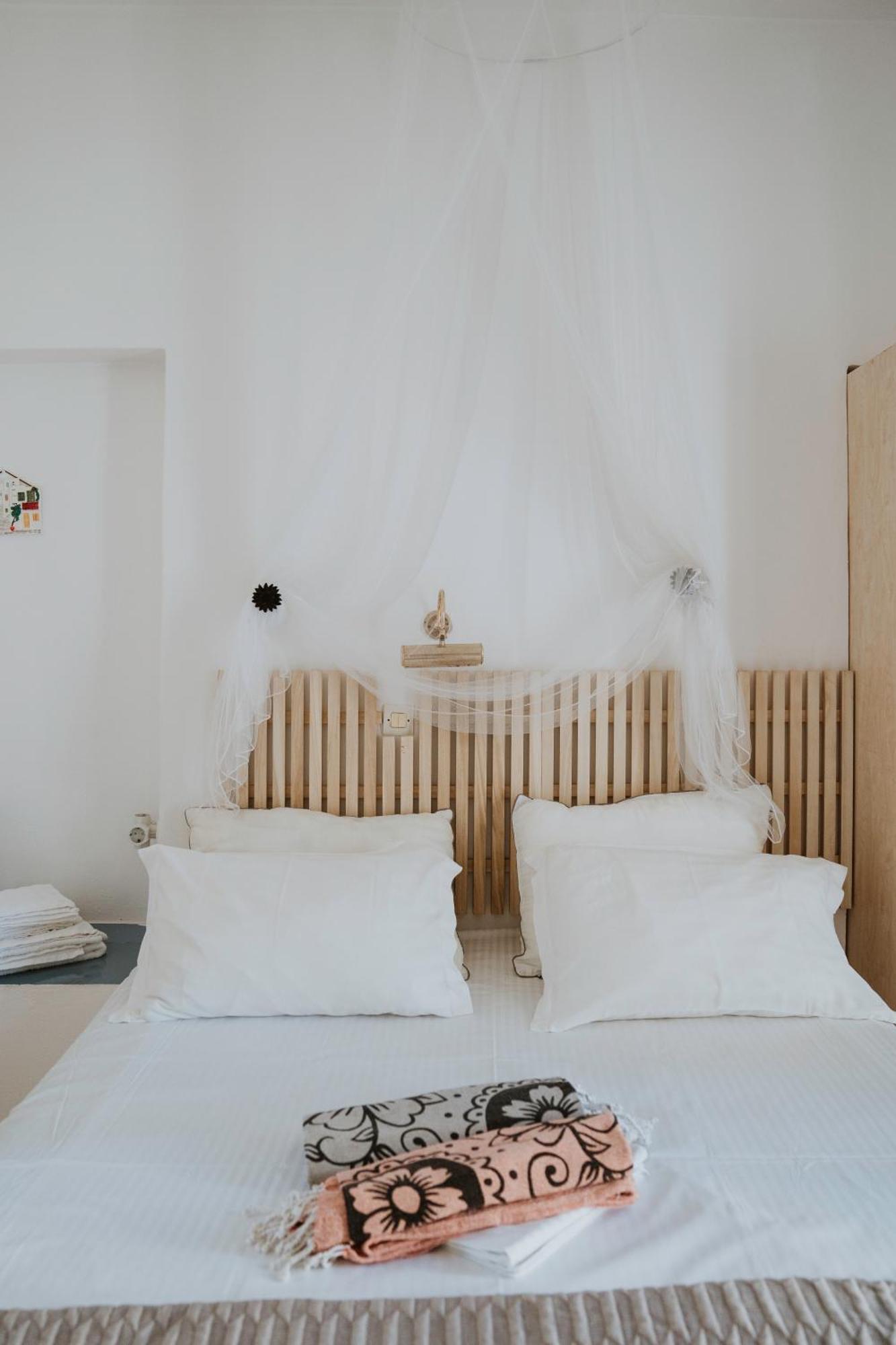Bofor Studios & Rooms Livadakia Zimmer foto